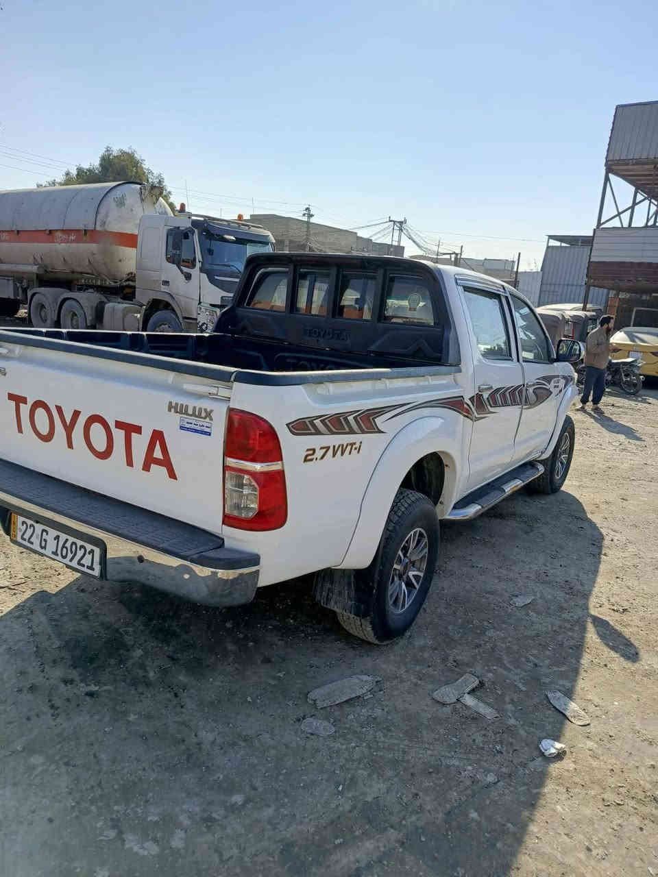 هيلوكس فور ويل موديل ٢٠١٤ رقم اربيل كير عادي قبل حادث كانت مكفوله حالين بيها هذا حادث كما موضح بالصور علماً شاصي مكفول سياره شغاله وتمشي سعر ١٤٧ ورقه وبيها مجال شراي مكان بغداد الاتصال *********** بغداد, العراق
