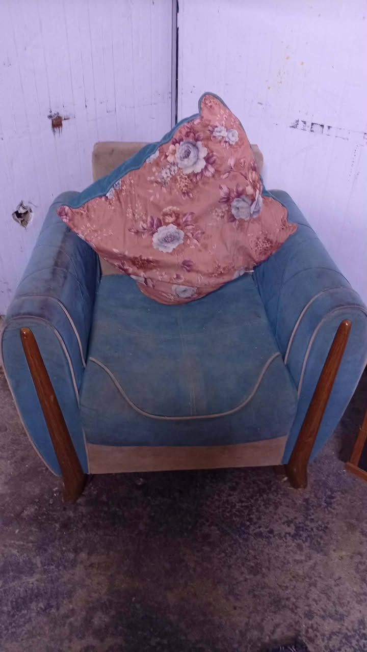 تخم 5مقاعد مابيه أي كسر او ضرار بس يرادله غسل  مكاني بالمهندسين


**إذا كنت صاحب هذا الإعلان وتريد حذفه لأي سبب، رجاءا أرسل رسالة إلى الدعم الفني**