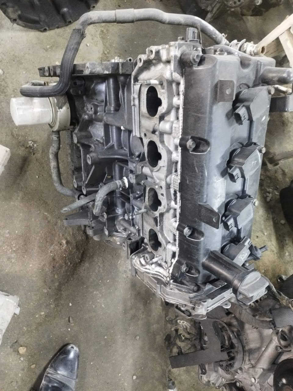 ادوات احتياطيه نيسان نيفارا تفصيخ السعر على الخاص او الاتصال ***********
