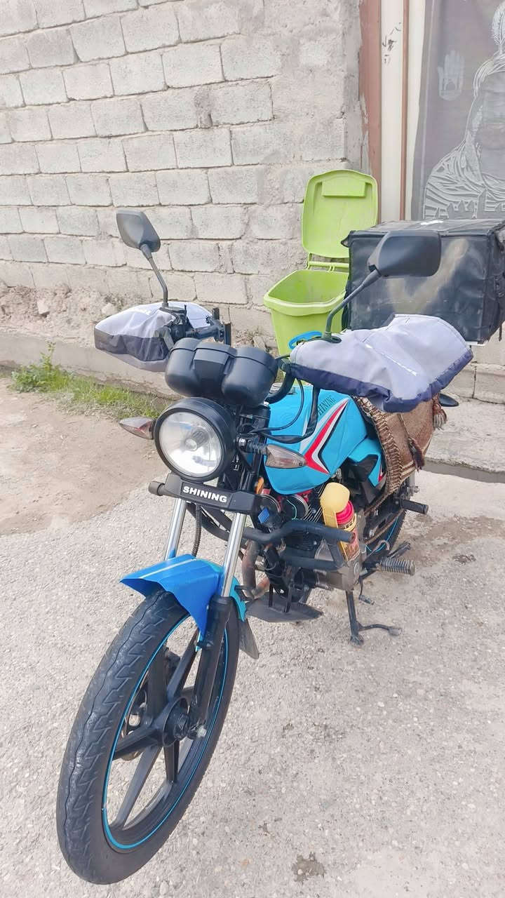 دراجه شاينك للبيع نقصهابس جامرلق 
مرقمه كامله *********** ، السعر مليون و٣٥٠وبيه مجال
