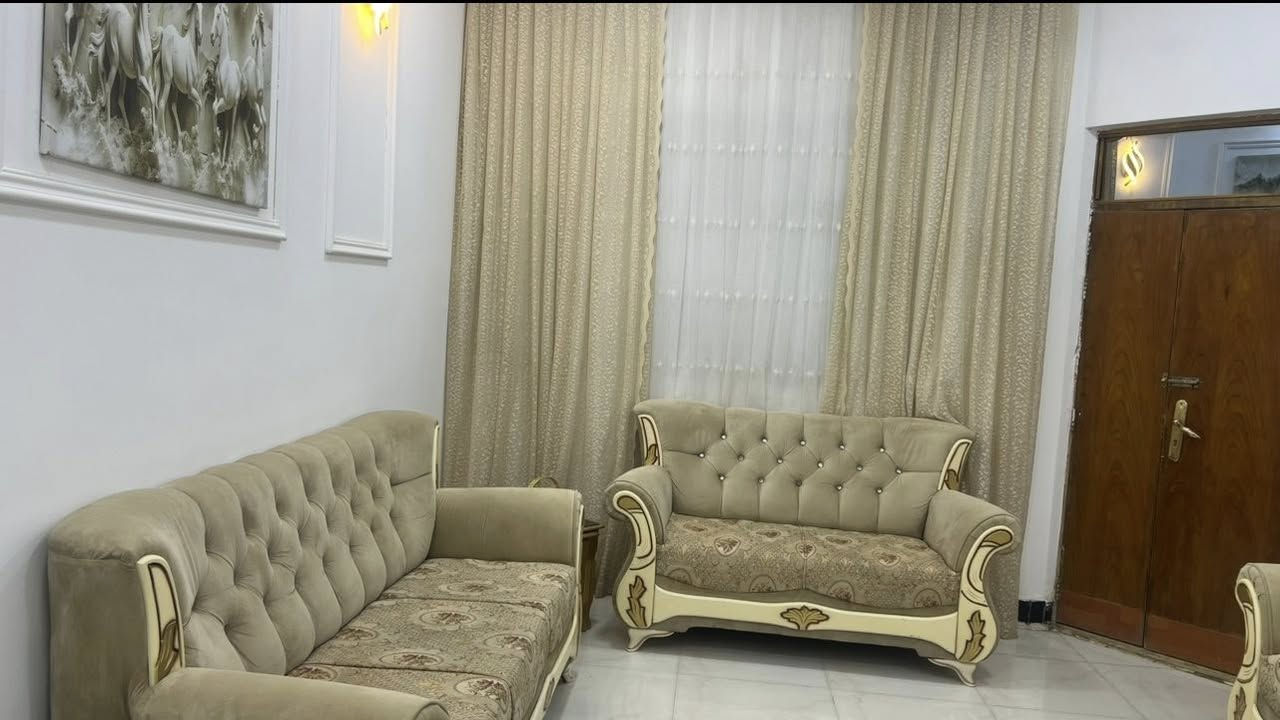 السلام عليكم
تخم للبيع. السعر 280وبي مجال


**إذا كنت صاحب هذا الإعلان وتريد حذفه لأي سبب، رجاءا أرسل رسالة إلى الدعم الفني**