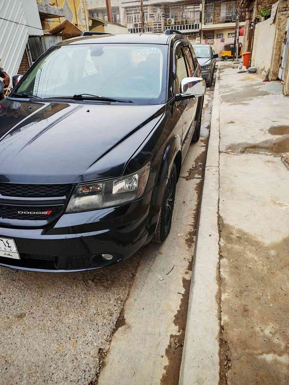 دوج جورني ۲۰۱٨ حادثها بابين بأمريكا موجود بلصور بلعراق جاملغ الأيمن مبدل ومصبوغ بلادي ماشيه ٧٨ ميل السيارة جاهزه من اي نقص حداديه جديدةة
باسمي السارة 
سبعه راكب بصمه تشغيل 
الوصف 
عن بعد بصمة ترحيب أبواب
سرية السعر ١٤٥ 
بغداد حي اور
***********
