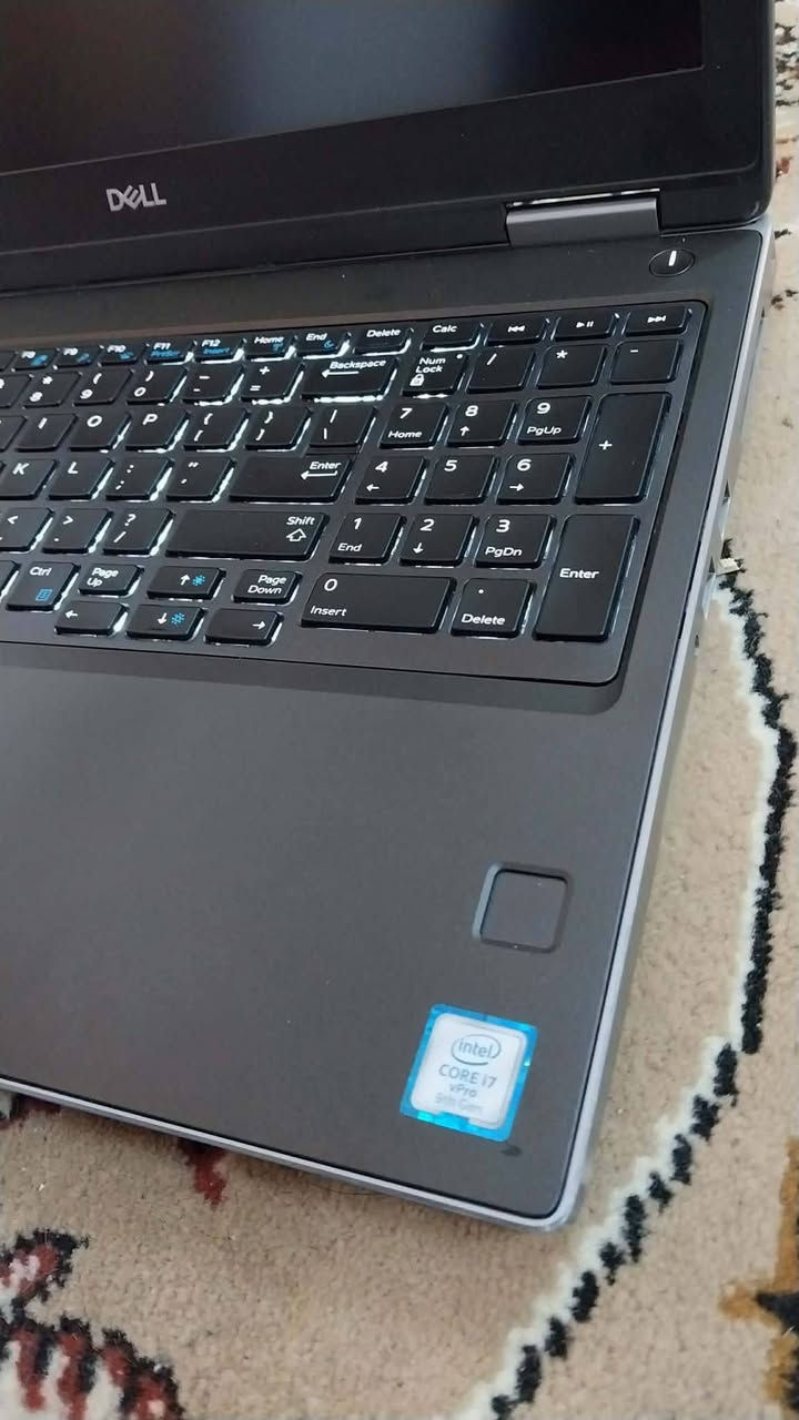للبيع Dell 7540
💻 المواصفات:

المعالج: Intel Core i7 الجيل التاسع H

الرام: 16GB DDR

التخزين: 512GB SSD

كرت شاشة خارجي: NVIDIA T1000 4GB

الشاشة: 15.6 بوصة FHD

مناسب للألعاب، الهندسة، التصميم، المونتاج

📦 الحالة: نظيف جدا

645 مع التوصيل


**إذا كنت صاحب هذا الإعلان وتريد حذفه لأي سبب، رجاءا أرسل رسالة إلى الدعم الفني**