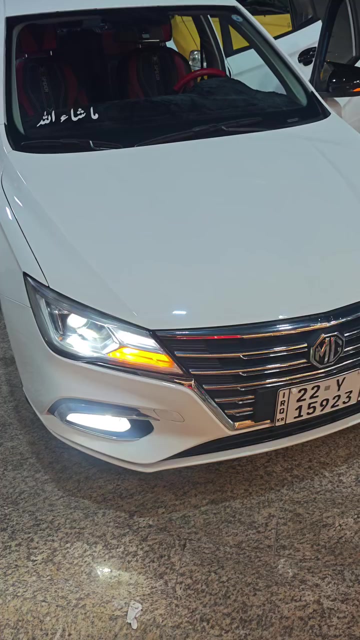 السلام عليكم سياره للبيع
نوع MG 5 موديل 2023 

سياره كير محرك تبريد تدفى صدر أمام خلفي دبلات الكل بلادي 

مامفتوح بيها برغي ولا مبدل 

الويل كب بلادي مصبوغ اسود حراري اصلي 

شاشه كبيره حساسات خلفيه 

شادها على ايدي بلادي عن طريق شاشه مع صوت الحساس 

سستم سماعات عدد٤ مشدود بلادي 

داشكم اصليه تصوير عن طريق الشاشه 

بانزين محسن فقط 

بيها فقط صبغ بل دوسه الي بضهر السايق من جوا ع حك شبر 

سعر 105 $وبيها مجال فقط حق الجيه***********
