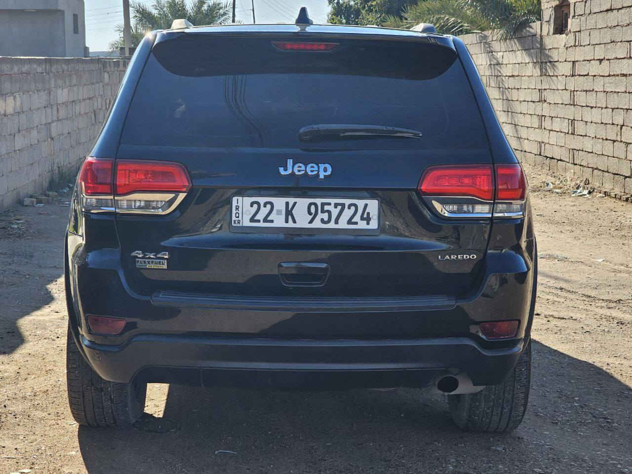 من رخصت الادمن
جيب لاريدو  موديل 2015
رقم اربيل الرقم الجديد
نص فول 
فور ويل كشانه كهربائي 
كير ومحرك مكفولات 
حداديه جاهزه 
مكفول من الصبغ  سونار وياه 
مكاني الفلوجه الكرمه 
السعر /200 وبي مجال 
***********)(***********
