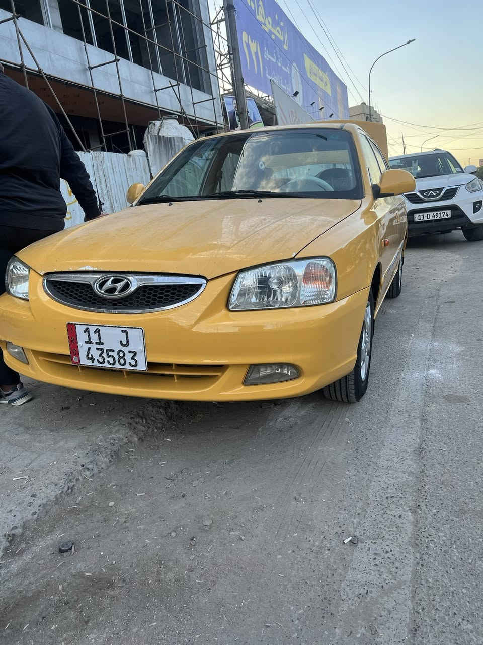 سلام عليكم شباب 
ڤيرنا 2014 سياره جديده جاهزه لشارع
لسعر 83 
بغداد جسر ديالى 
***********
