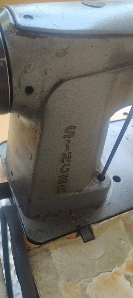 للبيع 

مكينة سنجر (Singer) صناعية،.
ياباني أصلي (مو تجميع أو صيني). 
📍بغداد الحبيبية 
***********
