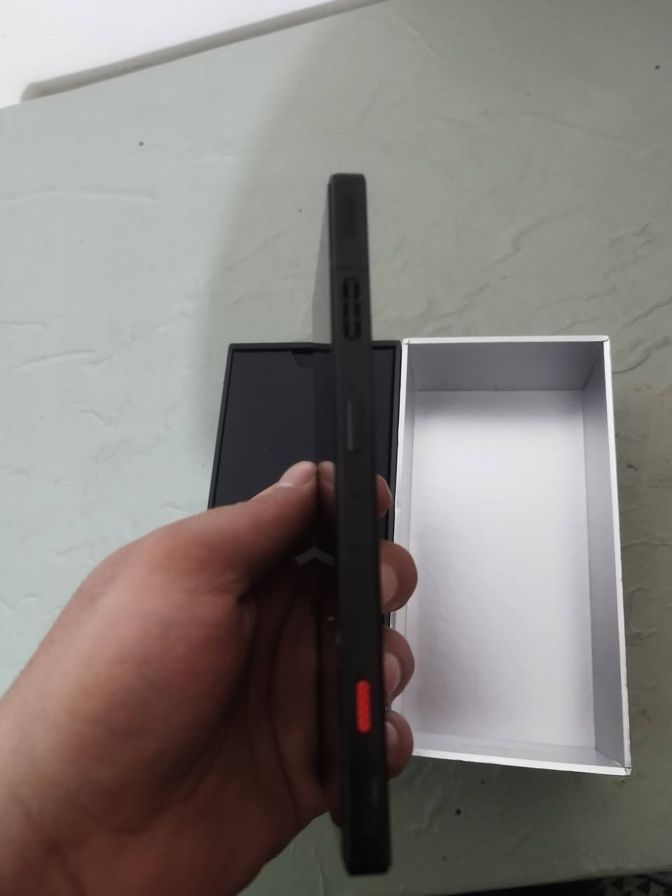 سلام عليكم ريد مجك s8برو فول ببجي حته الحايط اشيله  العسر 550 بغداد الشعب ***********
