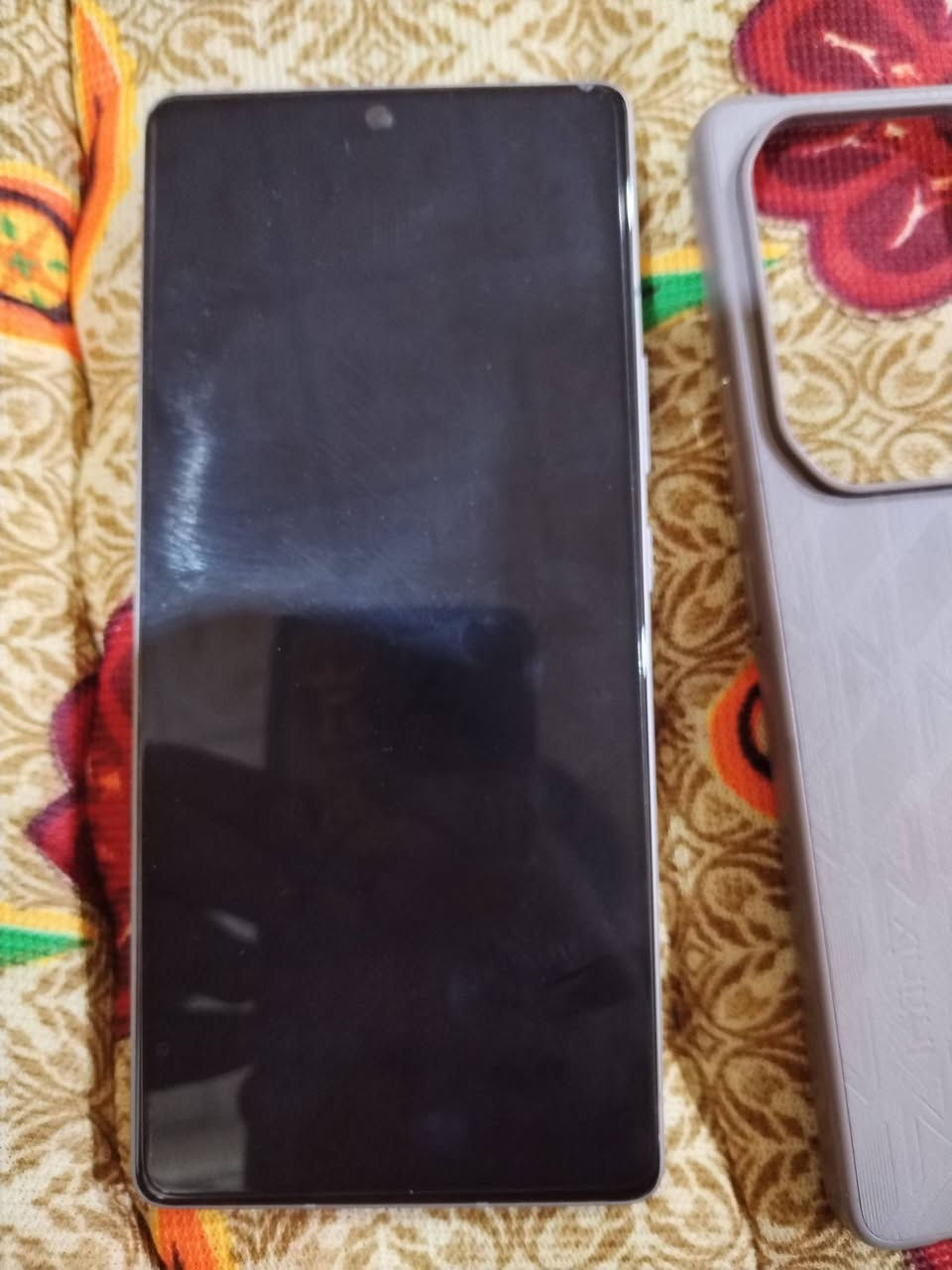 انفنكس نوت 50 برو 60 فريم شاشه 144هيرتز سعر 400 وبي مجال قليل حك الجيه عنوان البصره القبله 
***********
