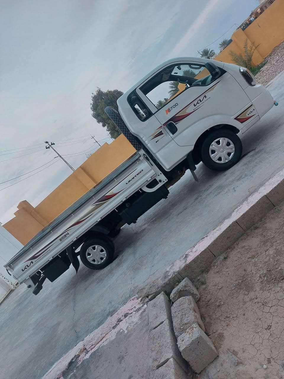 سياره كيا حمل للبيع مكفوله كفاله عامه تبريد ثلج محرك خير من الله موديل 2024  سنوية 2030  رقم بغداد دولي انكليزي السعر  160 وبيه مجال بسيط مكان ديالى بعقوبه تقاطع القدس مايشتري لا يكسر بحلال العالم
***********      ***********
