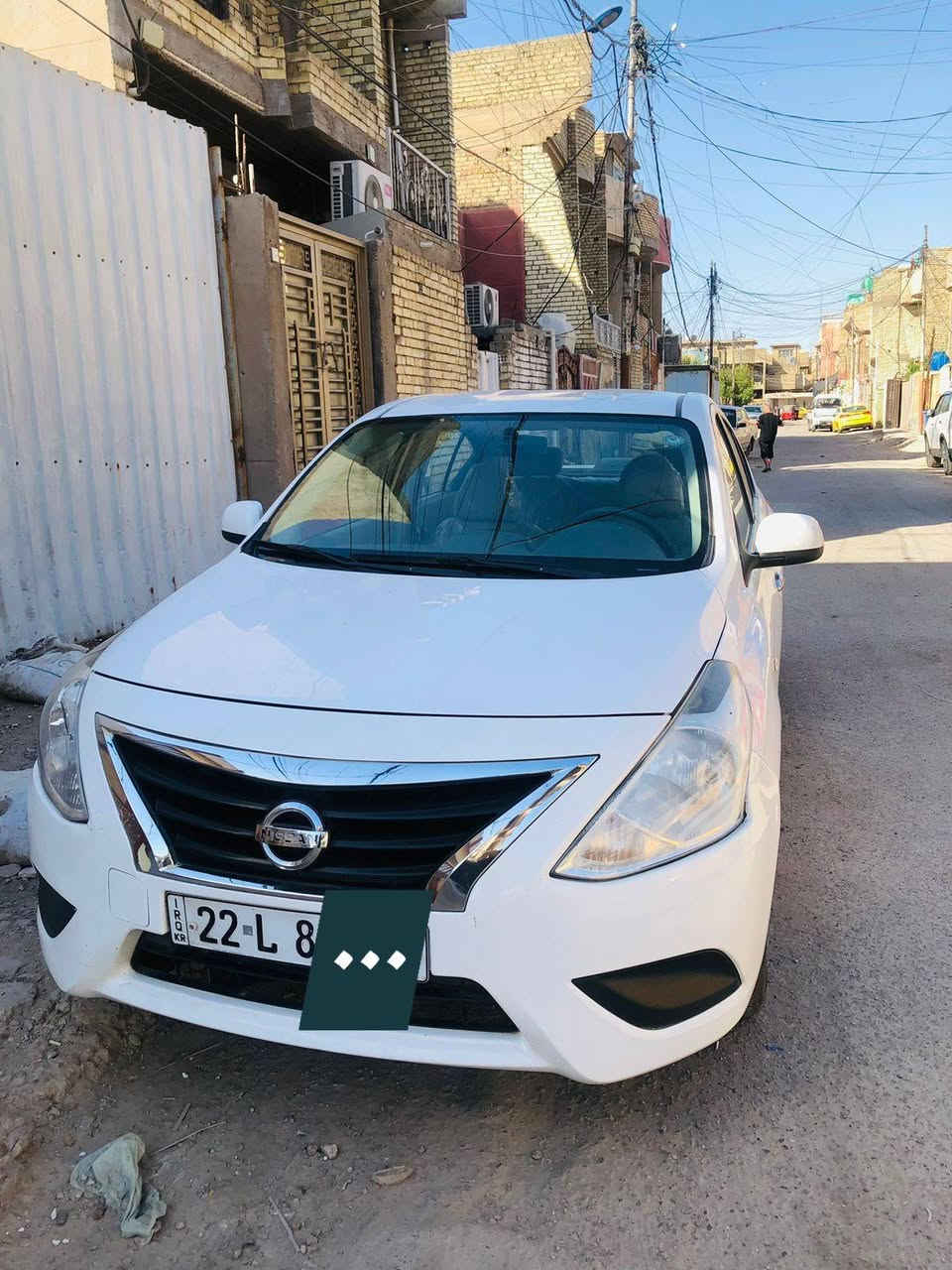 السلام عليكم 
نيسان صني هندي بليتة زركة 
موديل ٢٣ 
ماشية ١٢٤ الف (( شلوووون ما ادري )) 
السيارة خير من الله اقتصادية و مرتبة تاخذها و راسك بارد الله شاهد تبريدها يخبل ثلج 
مكفووولة كير و مكينة 
ضربتها صندوق مبدل 
مكاني شارع فلسطين او سبع ابكار 
***********
