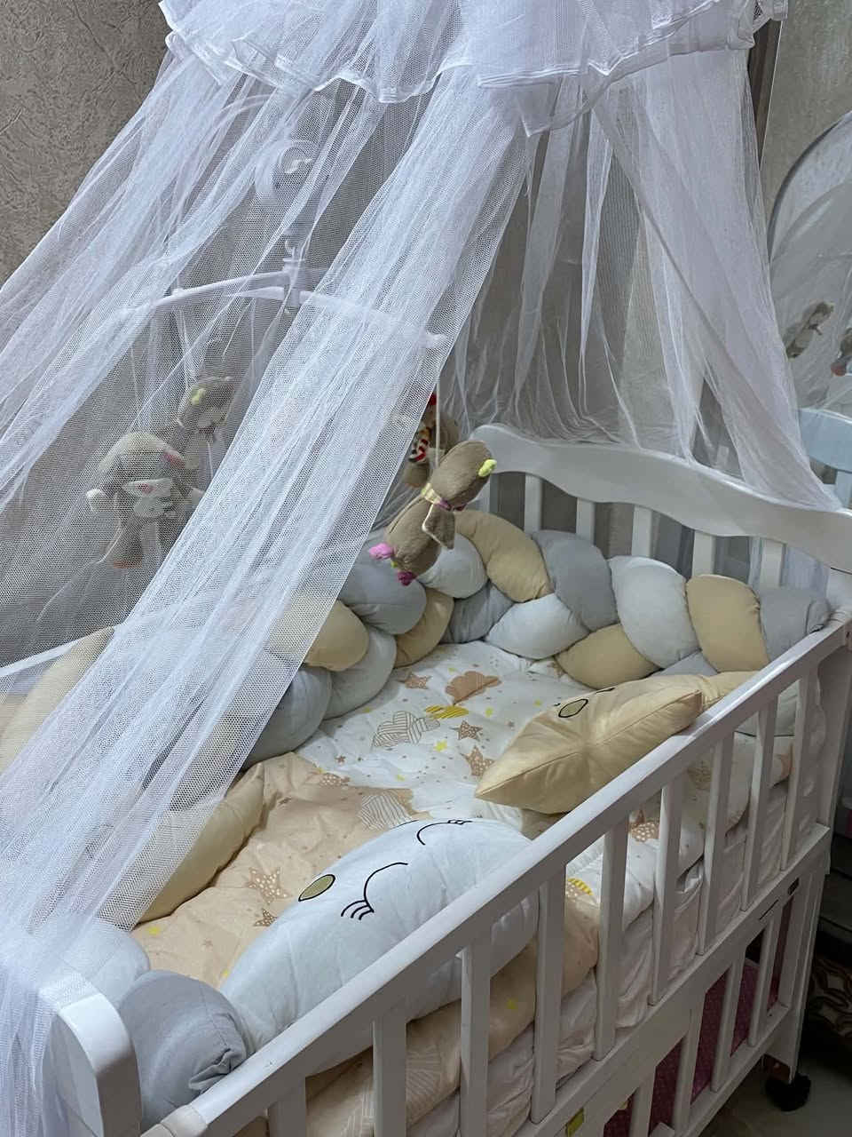 سرير طفل كامل ويه الدوشك وكلشي والموسيقى 
تفاصيل اكثر خاص


**إذا كنت صاحب هذا الإعلان وتريد حذفه لأي سبب، رجاءا أرسل رسالة إلى الدعم الفني**