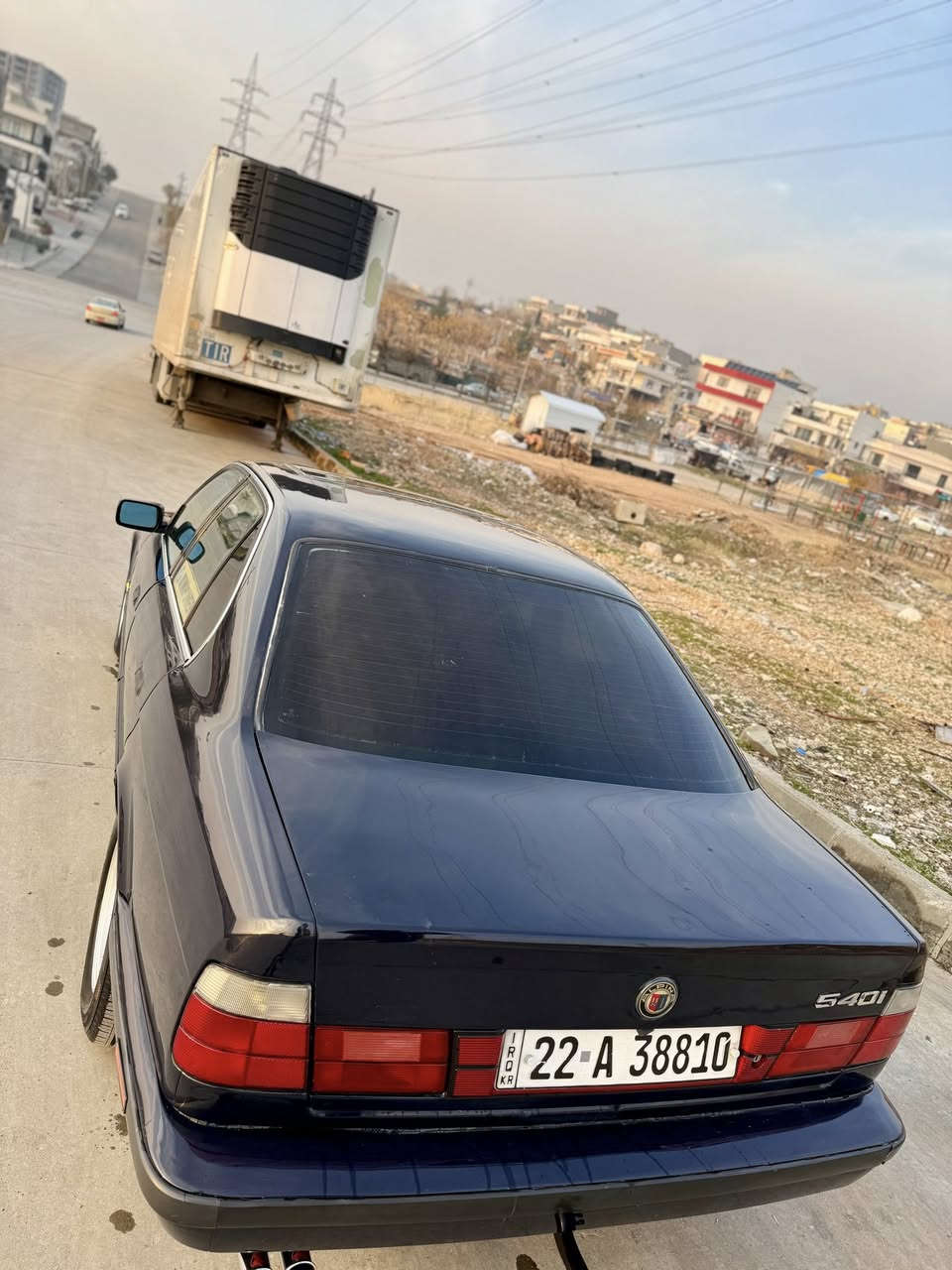 سەرەتا بەناوی خوا
BMW 525 

مۆدێلی 1994

گێڕعادی

سەنەوی تا 2028 تازەیە 

خرامەو تەحویل بەشەرت  

سەیارەیەکی مەزبوتو بێعەیبە گێرو مەکینەو کارە بای بەشەرت

تەبریدیشی بەشەرت مەزبوتە 

جام کارەبا 

سلایت

کوشن جلدە

لایت ئەقەو عەدەسەیە 

تایەو ویلی موشەبەک لۆک تازە خراوەتە سەری 

سعری : 65
لە سلێمانیم 

ژم: ***********
