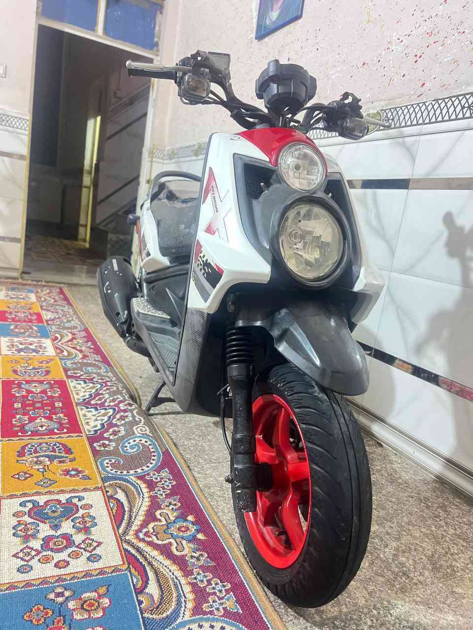 سلام عليكم دراجه سكنس مديل 2018 صاله ٥اشهر طالع من الوكيل دراجه نضيفه حته ماطلع بيه هواي مكاني ميسان حي الحسين الجديد  ***********
