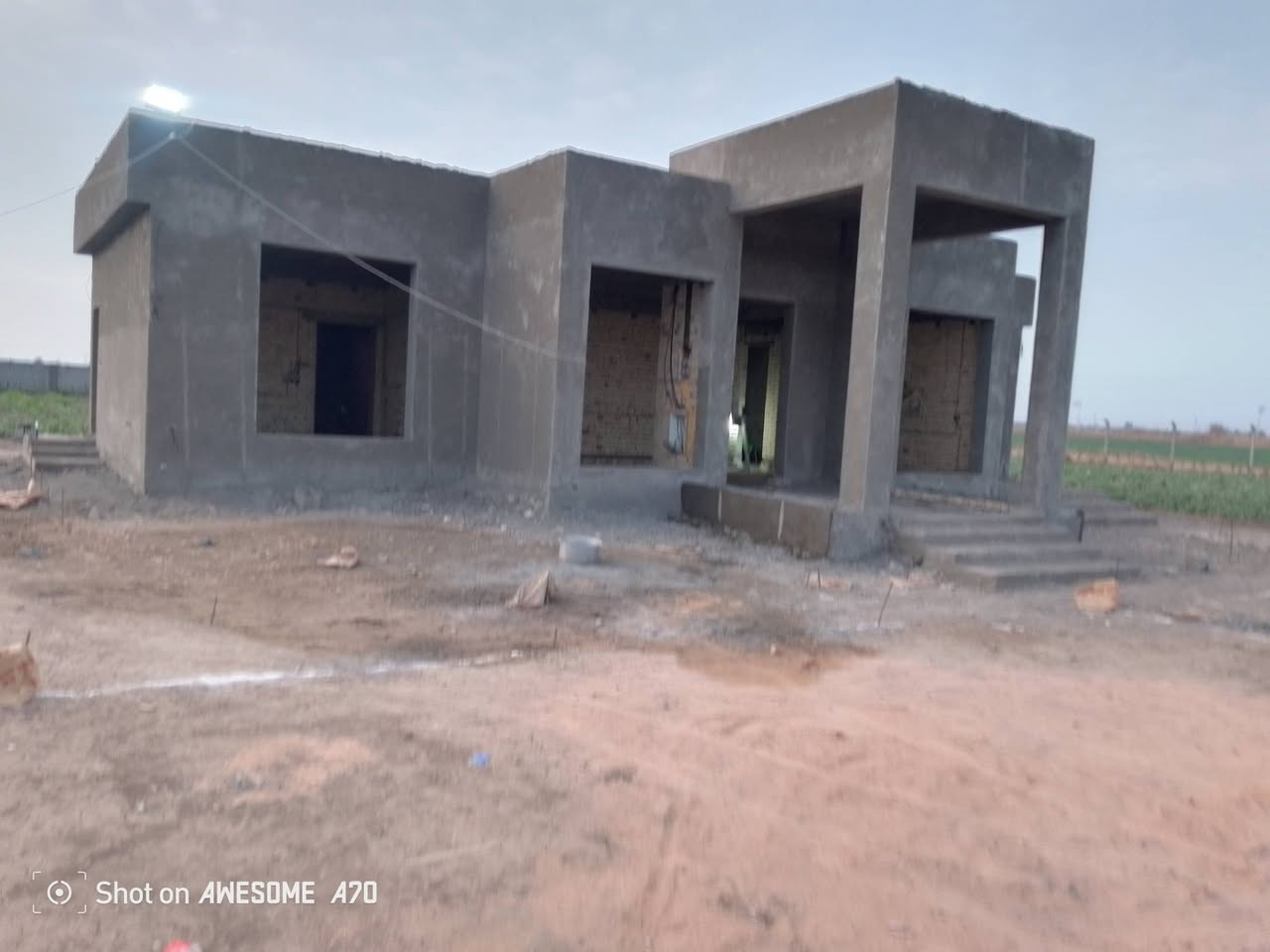 خلف  لبخ  متفرغ جميع انواع البخ الاسمنتي  خشن ناعم  وطلىس  وفوم  درجه اولي الرقم بي وتس اب ***********
