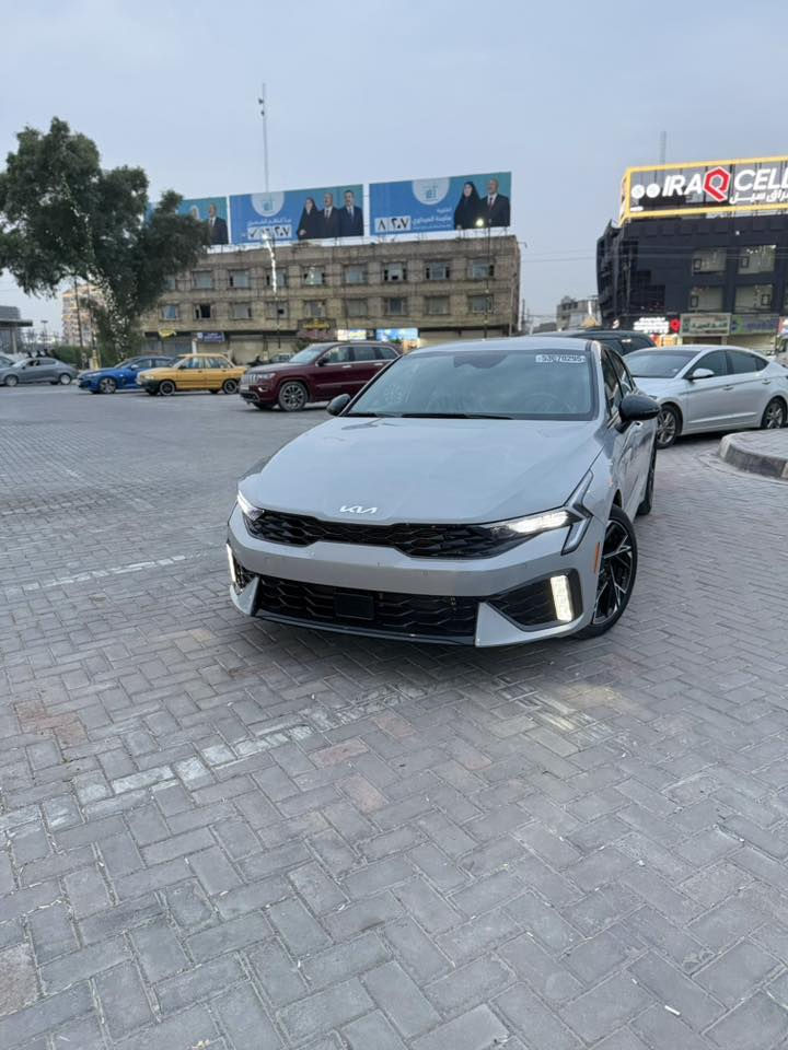 K5 gt line2025
السلام عليكم للبيع k5 2025 gt line السيارة ماشية 3 الف ميل حادثها فقط جاملغ خلفي وقبق جنطة بدون ايرباك بجم كبس السعر 207ورقة وبي مجال بسيط للطيبين  مكان السيارة بغداد للاستفسار ***********
