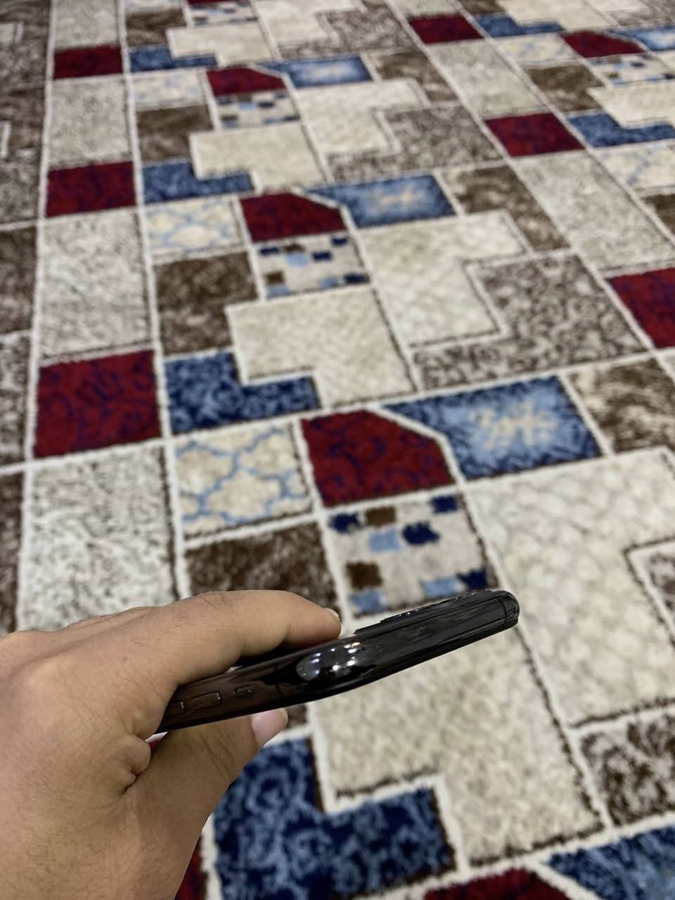 السلام عليكم ايفون 11 برو ذاكره 64 باتري 74 لجهاز مبدل شاشه فقط شرط طبق الاصلي رقم واحد فيس ايدي  شغال كامرات شرط رقم واحد لجهاز شرط لفحص اي خلل مابي سعر 190 رقم*********** اسيا ***********
