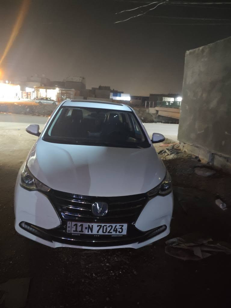 شانجان سنويه باسمي  وهزه جيده 
سياره بيه قطعه جانبه تبديل وصفحه اثر شخوط  صبغته  وكير بيه صفنه غير هذا شيء  مابيها وبالعافيه على يأخذه 80 ورقه وبيها مجال بسيط 
رقمي *********** كربلاء, العراق
