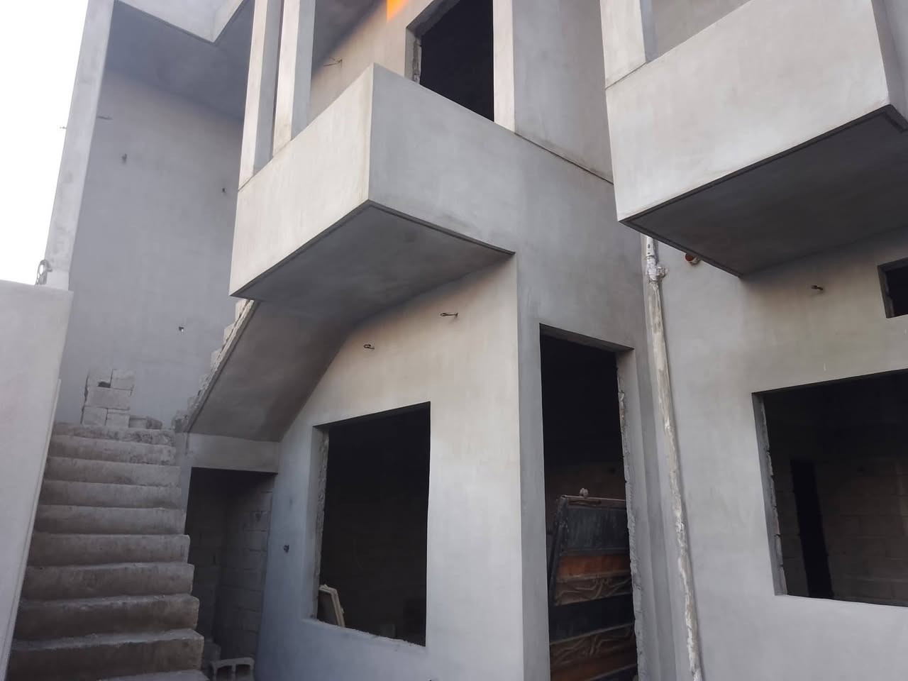 سلام عليكم كادر لبخ سقل ناعم اجراره نثر تشميع تصفير جدران مصاطر ديكورات واجهات طلس  تغليف فوم ترميمات صبغ شغلنه درجه اولى وسعارنه مناسبه الستفسار 
***********
