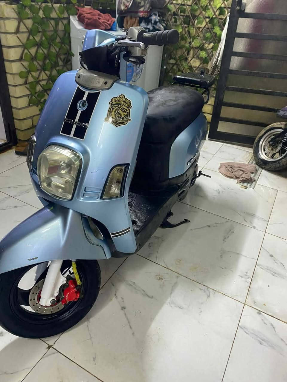 السلام عليكم دراجه بوليس للبيع ٠+دراجه نضيفه خير من الله كهربائيات شغاله +سلف +هندر +دبل اشاير+لايتات امامي او خلفي شغاله دراجه كلش نضيفه العنوان بغداد حي الرحمه +السعر 650او بيهاا مجال بسيط حك الجيه  ***********اتصل او متواجد إنشاء الله
