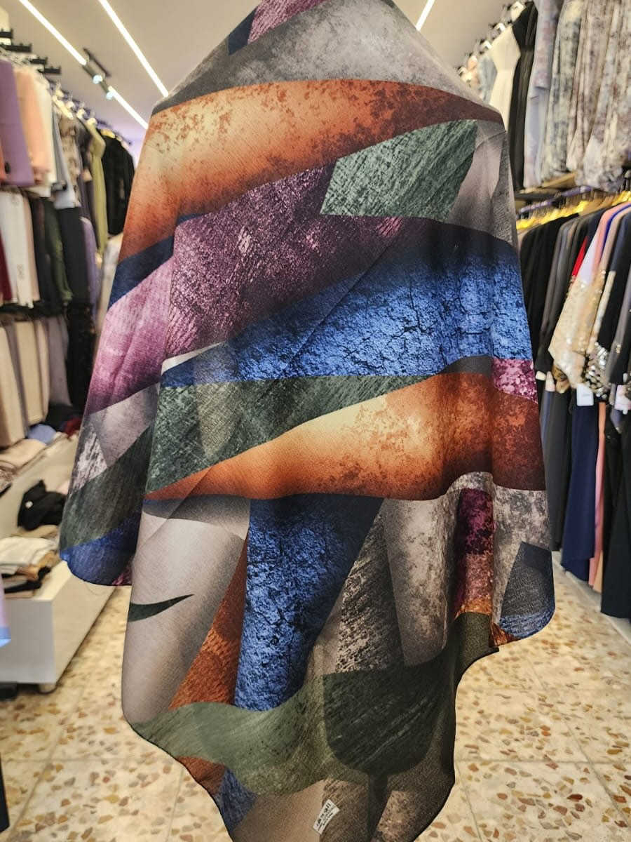 مع عبايه علي الشيباني 🌷 ربطه قطعني قياس٩٠🌷🌷🌷جميع انواع العبايات والجيب والربطات😍😍😍 وكاله خاصه بمحلات عبي علي الشيباني 🥰للحجز مراسله الصفحه او وتساب*********** يوجد توصيل جميع المحافظات العنوان كربلاء حي التحدي الفرع الأول
