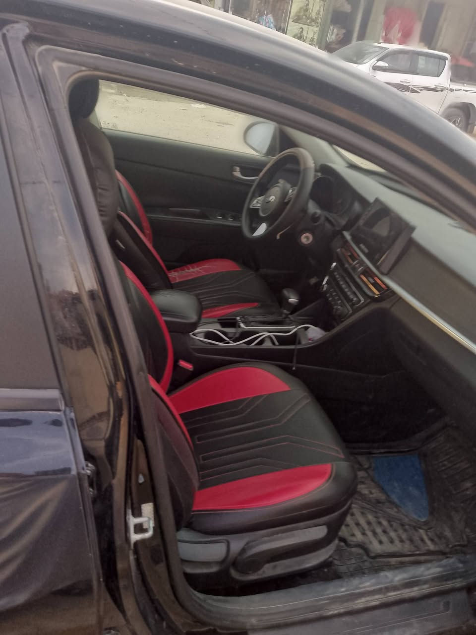 سياره موديل 19ابتمه بيه جاملغ اوبنيد ابلادي الاتصال على الرقم 0780785394/***********

