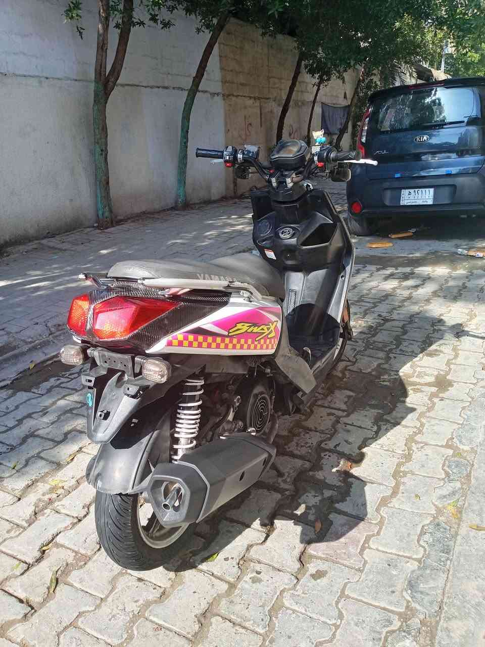 سلام عليكم اخوان جبلي حديث موديل 2021 دراجة بلكارتون بيهة مكينة رياضي وبيهة  كلجات  وبيهة 5 قطع كاربون نازلة من علي كيارة  قبل 3 أشهر نكرة بكل وكت وبيهة شلعة  ومعدل تخبل المكان مدينة الصدر  *********** السعر 1400 وبيهة  مجال قليل
