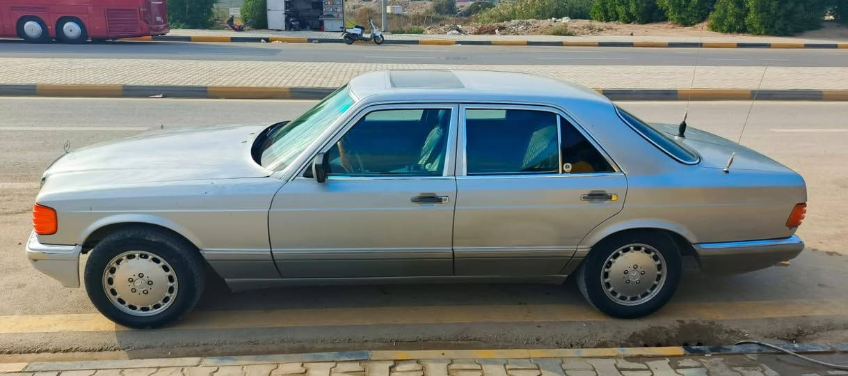 سلام عليكم مارسدس موديل ٩٠ ديالى مشروع وطني عارضها ٧٠ رقم *********** تبريد شغال محرك ٣٠٠٠ بطه
