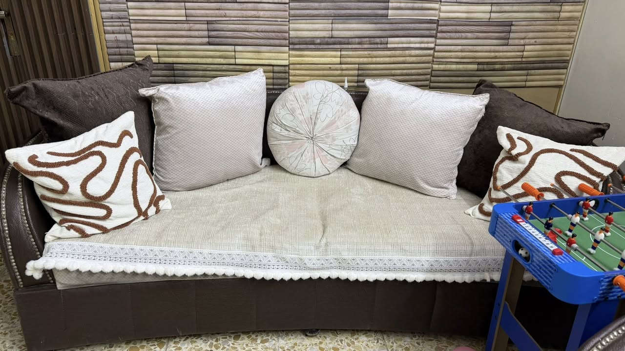 السلام عليكم تخم ١٠ مقاعد 
بغداد  
السعر ٥٠٠


**إذا كنت صاحب هذا الإعلان وتريد حذفه لأي سبب، رجاءا أرسل رسالة إلى الدعم الفني**