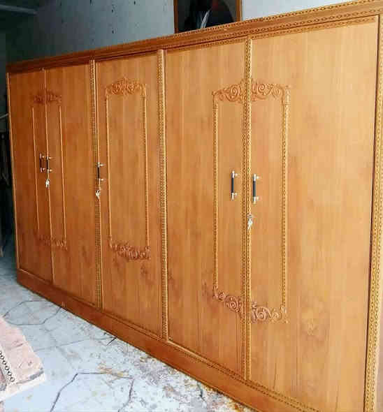 كنتور مستعمل خمس ابواب تسكام للبيع ويوجد خدمة توصيل ***********
