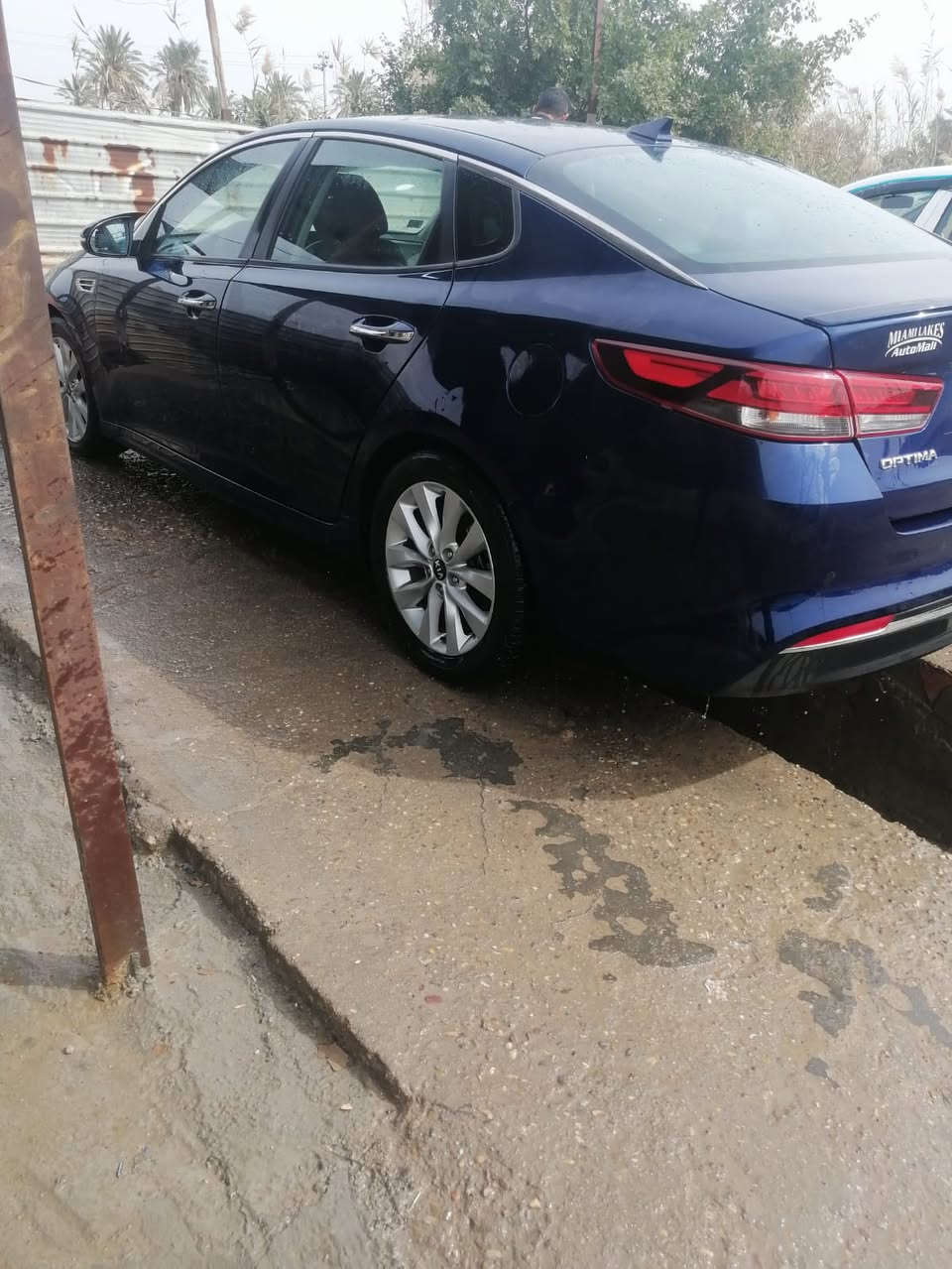 سلام عليكم سياره وبتيمه 2018فئه S ضرر   بس جاملغ مبدل  وصبغ الهلال الخلفي  سعر ب115  بيهة مجال 
 مكلف بل نشرر رقم صاحب سياره ***********
