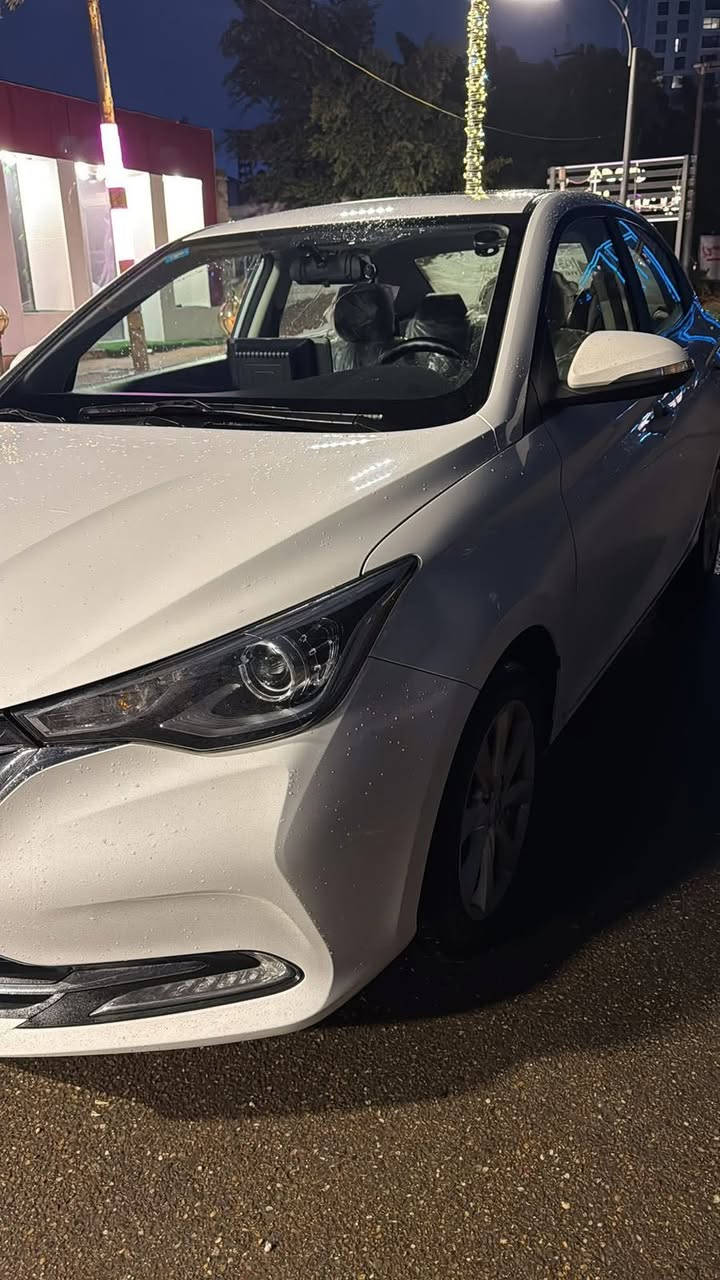 على بركه الله شانجان l7  جديده بظمان الشركه 2025   ماشيه 17 الف حره بغداد الكاظميه الشالجيه  مكفوله بفضل الله 
103$ ورقه 
***********
المواصفات المعروفه
