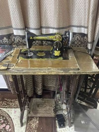 مكينه للبيع  يحتاجلها تنظيم ميزانيه سعرها 65 الف بغداد حي الجهاد 07809...