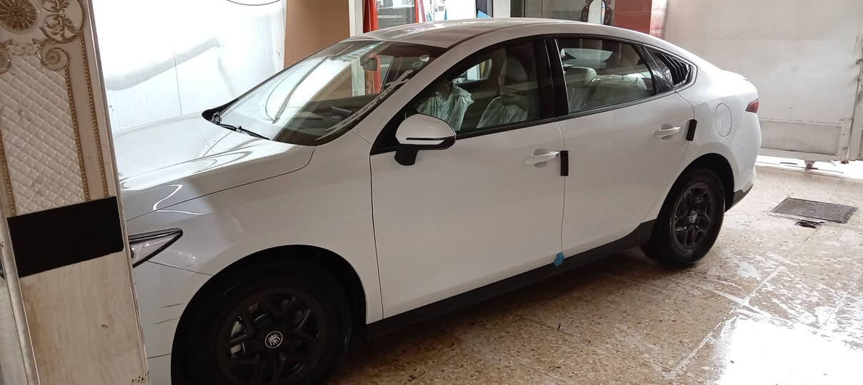 كن بلاس 2025 ماشيه ٨ الاف سياره جديده مدوشمه جلد داخل ابيض السعر ١٧٥٠٠ قفل قفل  العنوان بغداد ***********
