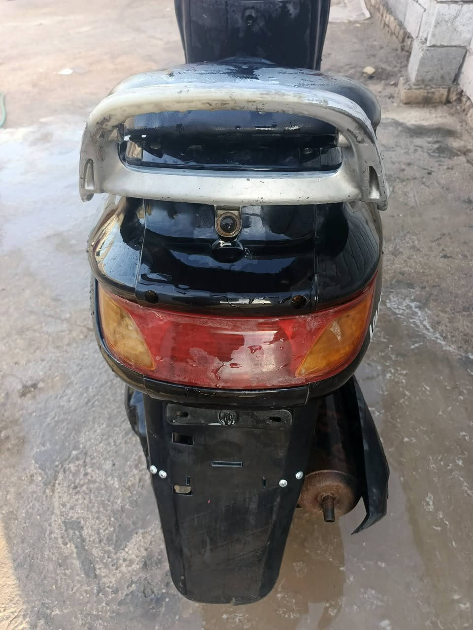 السلام عليكم دراجه للبيع فراشه دراجه فحل نظيفه كهربائيات كلها شغاله شايور نقره سلف دراجه مال جناي سعر ب 300 بيها مجال مكان الديوانيه قضاء الشاميه


**إذا كنت صاحب هذا الإعلان وتريد حذفه لأي سبب، رجاءا أرسل رسالة إلى الدعم الفني**