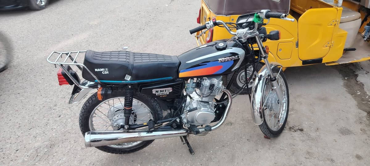 سلام عليكم دراجه البيع وراق سكنر تعمير جديد مكاني عماره احي الحسين *********** بختمت شراي
