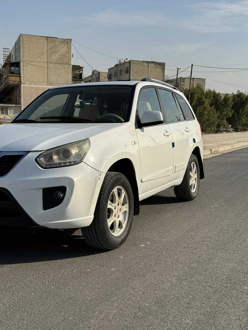 السلام عليكم
تيكو 13  مكينه 1800 كير  كهربائي تبريد صدر تخمً تاير جدد سياره مكفوله بيها صبع أربع أصابع بالجاملغ الخلفي باقي كله مكفول سياره مال بيت منضومه زنون منضومه بنانزين جديده   فتحه شاشه كأمره رقم بغداد إنكليزي بسمي تحويل ثاني يوم  
كل التفاصيل ذكرتها 
سعر 65 وبيها مجال  بسيط مكاني الدوره
***********
