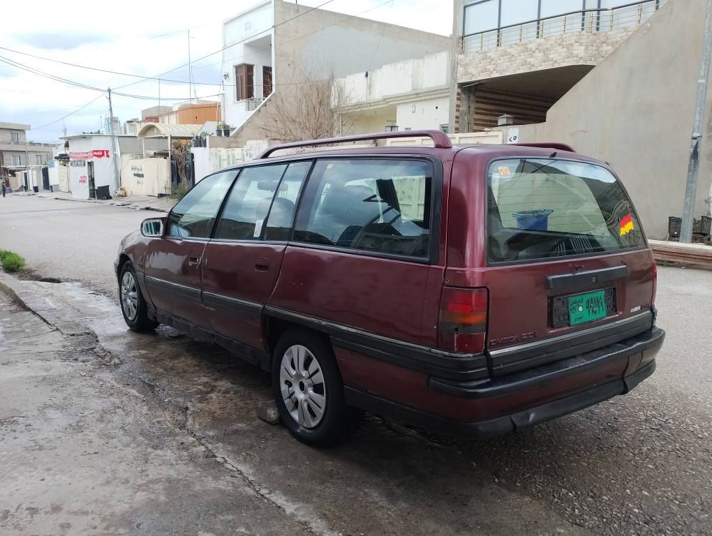 ئۆپڵ ئۆمێگا ستێشن
مۆدیل1993
مکینە20 گێڕعدی 
ئاڕم پلاستیکەبەس دیوێکی 
کاڵ بویتەوە بەشەرتی نادەم
بێ خایس بێ لێدران .گێڕمەکینە.ئەکسل
توندوتۆلی بەشەرتەمەکینە
هەلمیشی نیەکارەبای زۆری ئیش دەکاسعر 11$مەجالێکی زۆر کەم شوێن هەولێر
 بەحرکە
.ژ..م..*********** أربيل, العراق
