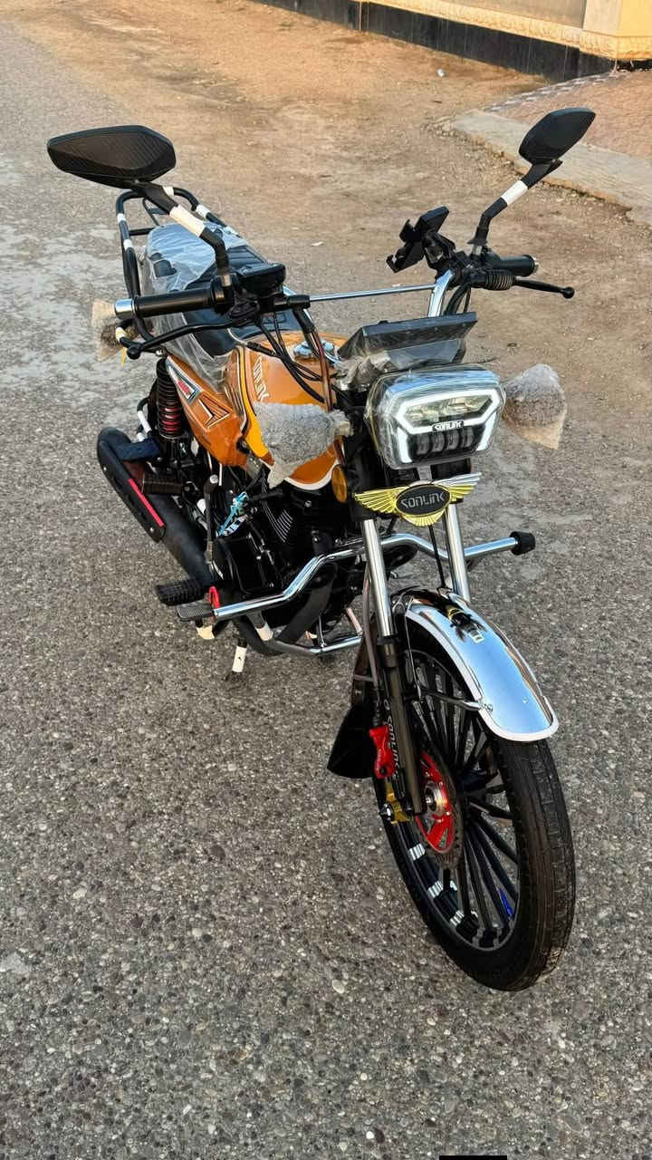 دراجه سونك للبيع محرك 200فول نضافه وكفاله عامه وبي ورقه منفيس بس الشراي يتصل الموشراي ليتعبني ***********
