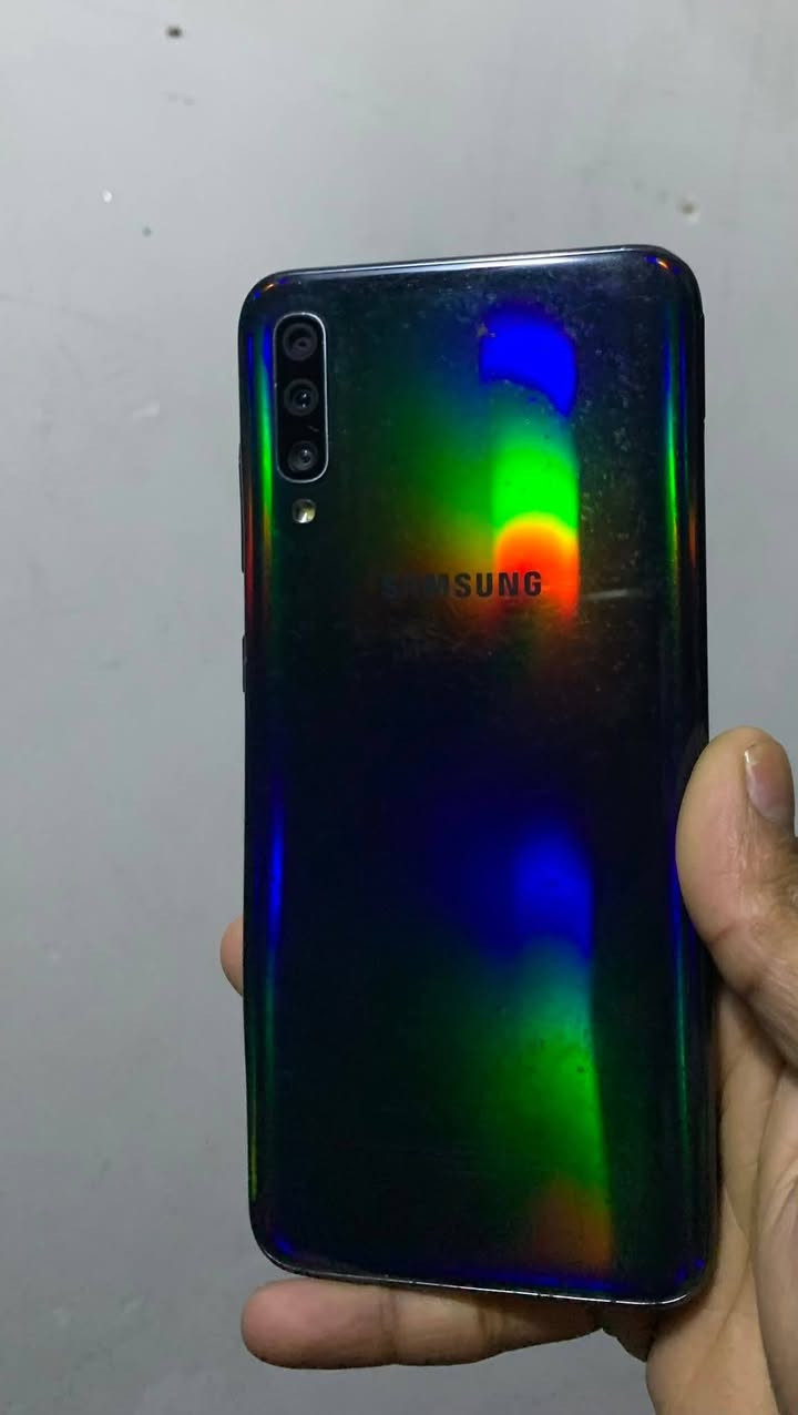 كلكسي A70 للمعارضة فقط
اعارض شنو عندك نزل


**إذا كنت صاحب هذا الإعلان وتريد حذفه لأي سبب، رجاءا أرسل رسالة إلى الدعم الفني**