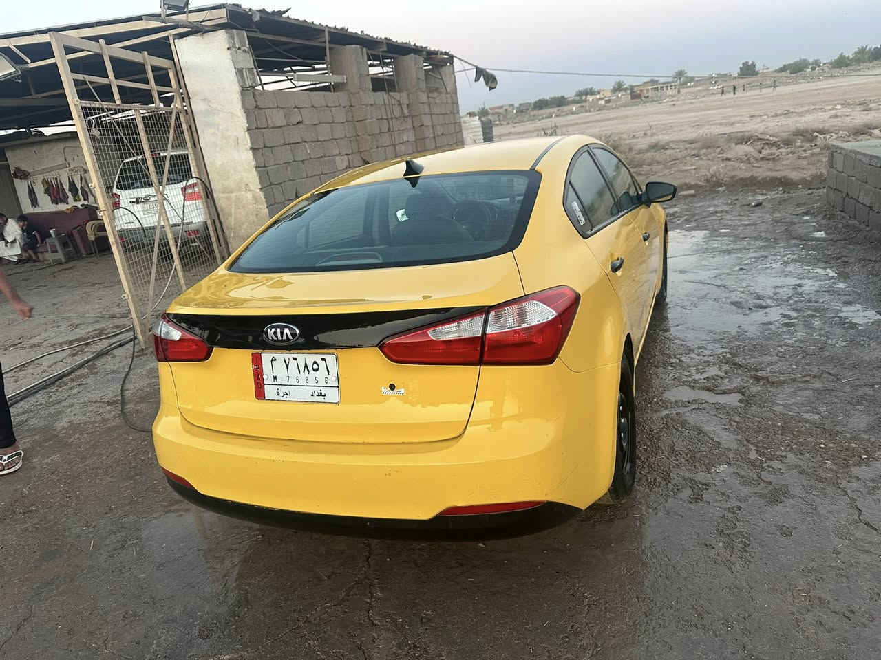 السلام عليكم فورتي ٢٠١٥ أمريكي حادثهة بنيد سيارة نيضفة وجاهزة السعر ٩٥ الاستفسار ***********
