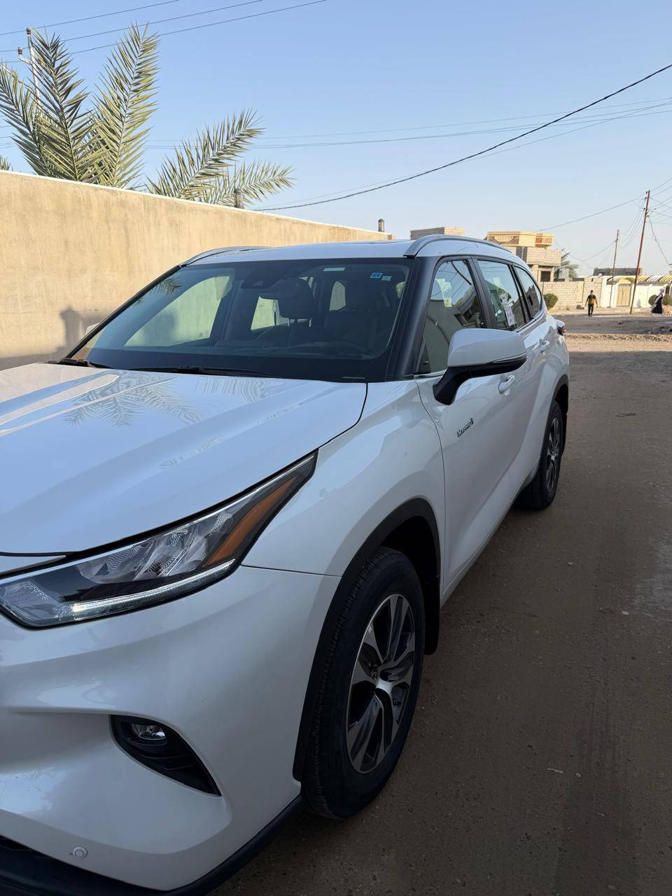 للبيع هايلاندر  هايبر بنزين موديل 2024 رقم بغداد مكفولة كفالة عامه ماشيه 28 تواجد السيارة الانبار 
السعر 37 بي مجال 
رقم الموبايل***********
