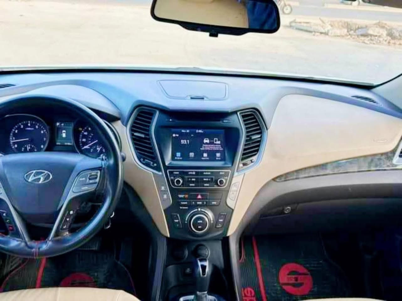 سنتافي امريكي  2017
الفحص مرفق مع الصور  جاملغ وبنيد تعمير فقط السعر 142وبيها مجال قليل السيارة جاهزة رقم بغداد جديد وسنوية مكان السيارة الناصرية مركز 

‭0780 371 6328‬
