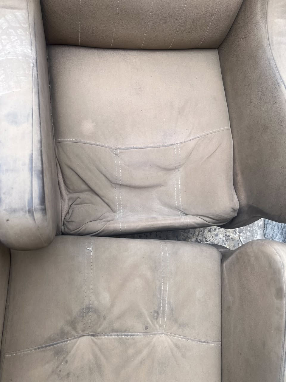 تخم ٩ مقاعد بي أضرار مثل نقص رجلينات او كسر مقعد تحت الإسفنج الي يريدة يتواصل ع الخاص ويجي ياخذة مجانا بدون مقابل


**إذا كنت صاحب هذا الإعلان وتريد حذفه لأي سبب، رجاءا أرسل رسالة إلى الدعم الفني**