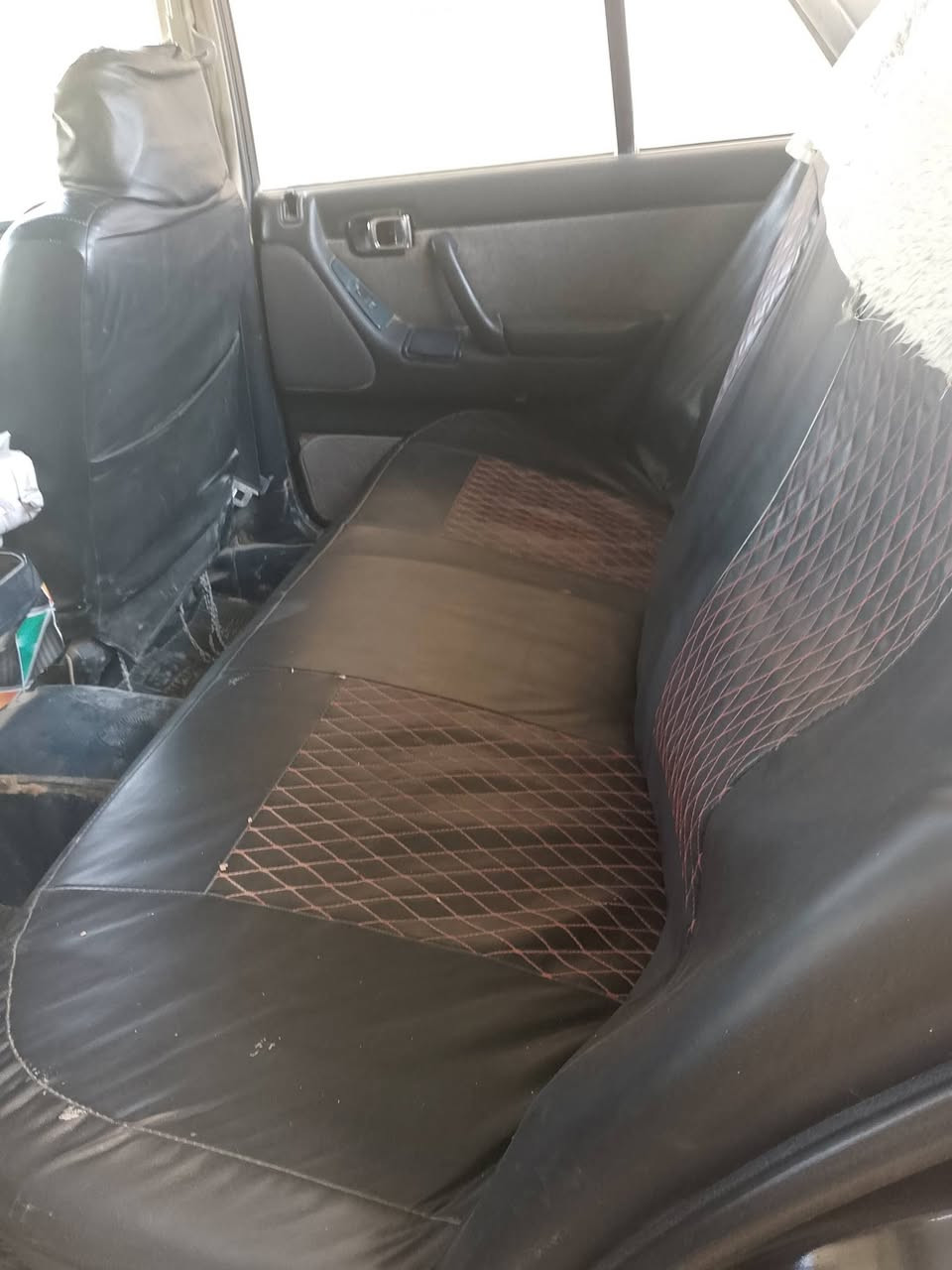 سيدان 1991
سيارة جاهزة بيها خيط بخار قليل 
سنوية إلى 2028 
بأسم صاحبها في الكوت 
السعر 35 ورقة
التفاصيل أكثر 
***********
