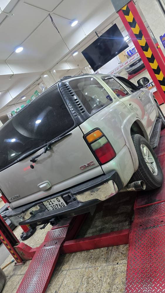 ‎السلام عليكم 
‎جمسي ٢٠٠٤
‎كامره وشاشة وغرفتهة نظيفه جلد 
‎السيارة كامله مكمله ماناقصه شي
‎توني مبدل حدادة ودبلات امامي خلفي وربل بدي 
‎فانات بلادية
‎نوزلات وبلكات ومجاول جدد
‎ادامة كامله
‎جعمقه جديدة وجبن هم مبدلهن 
‎كير شرط تو مسويلة ادامة
‎واكسل جديد مبدلة
‎وتخم تاير جديد 
‎رولات كلهن جدد
‎كهربائيات كلهة شغالة 
‎تبريد ثلج 
‎السيارة بيهة جراد بالقمارة وبيبان لخلفيه 
‎سونارهة بالمنشور 
‎ولباقي شوف العين 
‎رقم سليمانية الدولي 
‎سنوية مامنتيهة والهزة منتهية
‎راعيه بالبصرة شرط تحويل مايسوي وكاله
‎١٤٠ رايدهة بيهة مجال قليل
‎*********** البصرة, العراق
