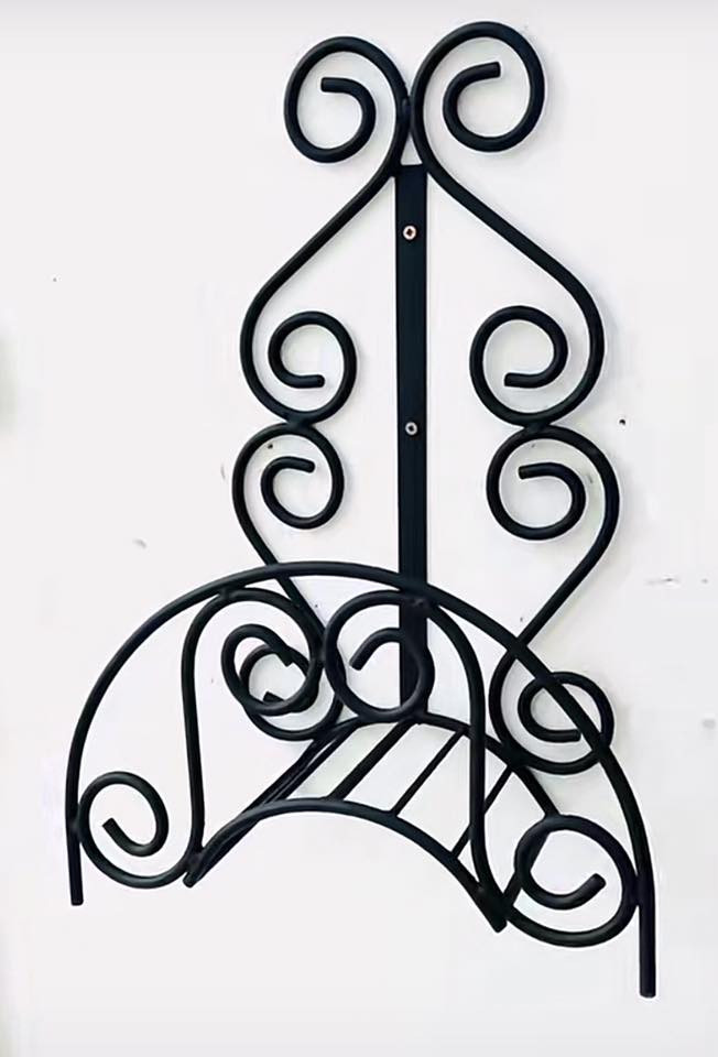 قاعدا صوندا للبيع نشتغل حسب طلب 

‭٠٧٥١ ٠١٦ ٥١٦٤‬
