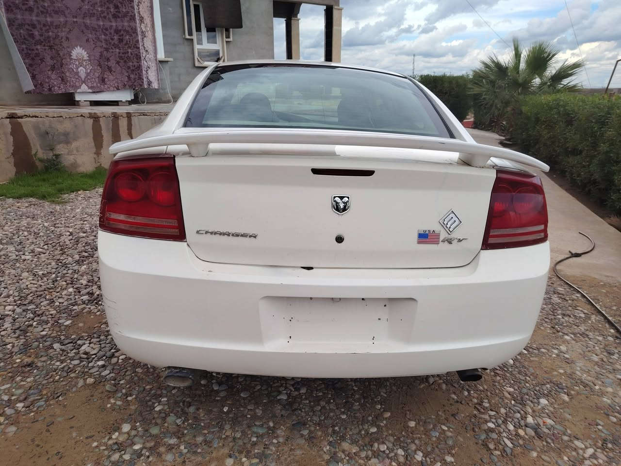 جارجر ٢٠١٠ مكصوص للبيع السياره جاهزه من كل النواحي مكان السياره صلاح الدين قضاء الشرقاط ***********
***********
السعر ٤٠ وبيها مجال
