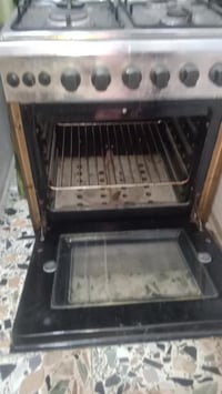 طباخ • نضافة • شغال على الفحص