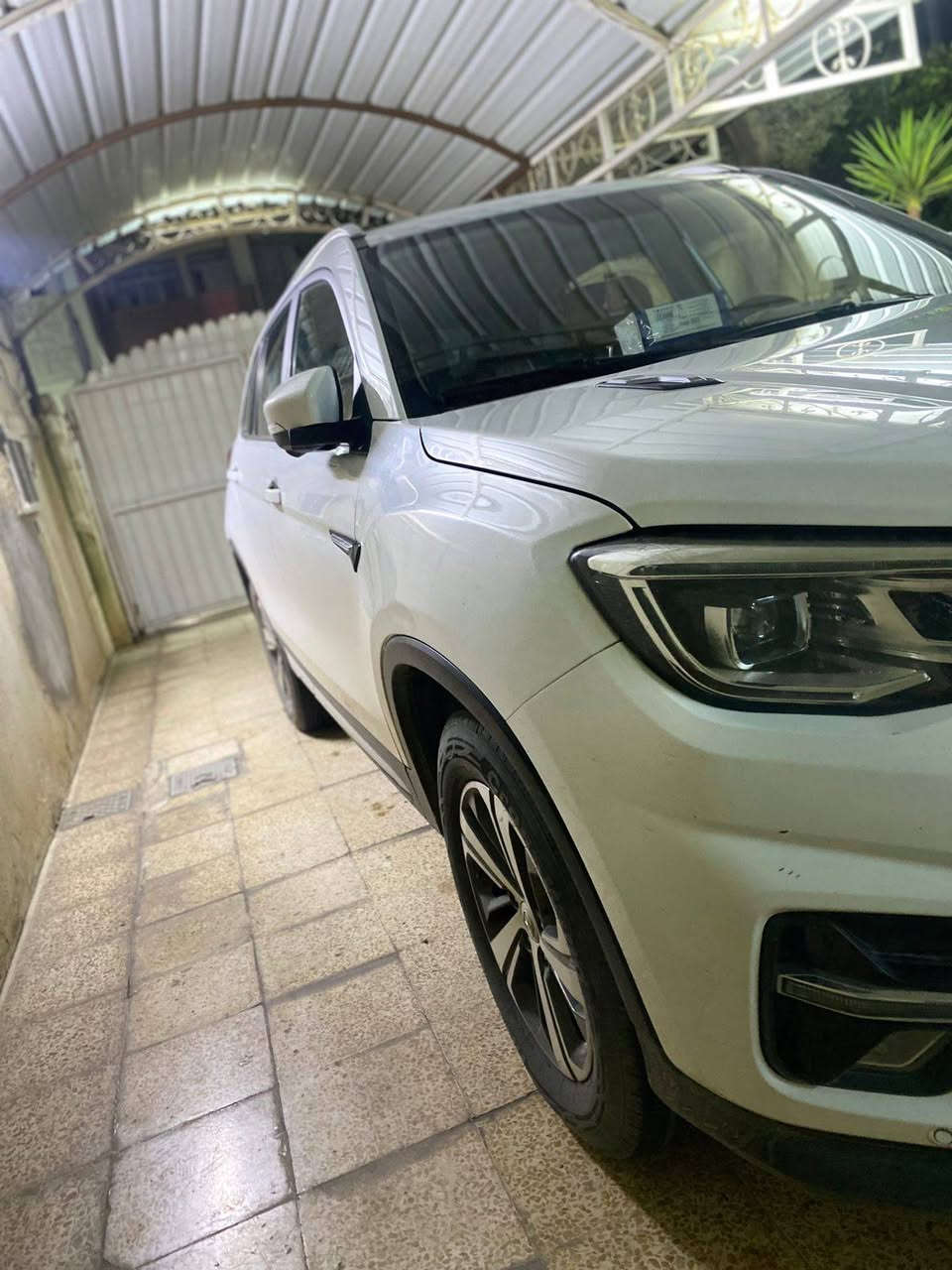 السلام عليكم
شانجان cs75 2019 
ماشية 157000 
السعر 125
***********
